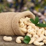 Cashew Nutrition Facts and Calorie Information