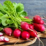 Radish Nutrition Facts and Calorie Information