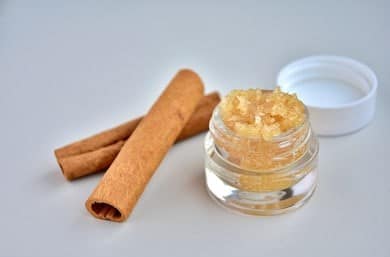 Honey and Cinnamon Lip Scrub